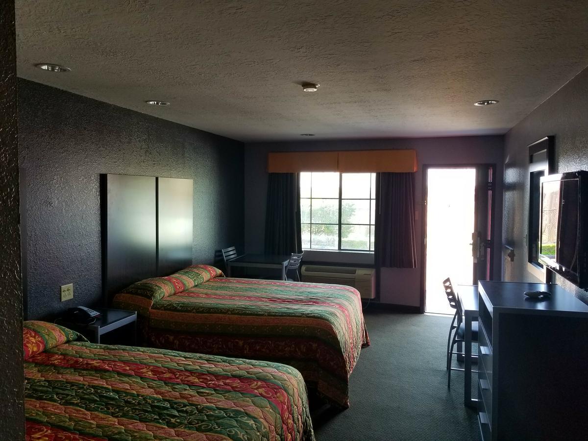 Executive Inn Pasadena Esterno foto
